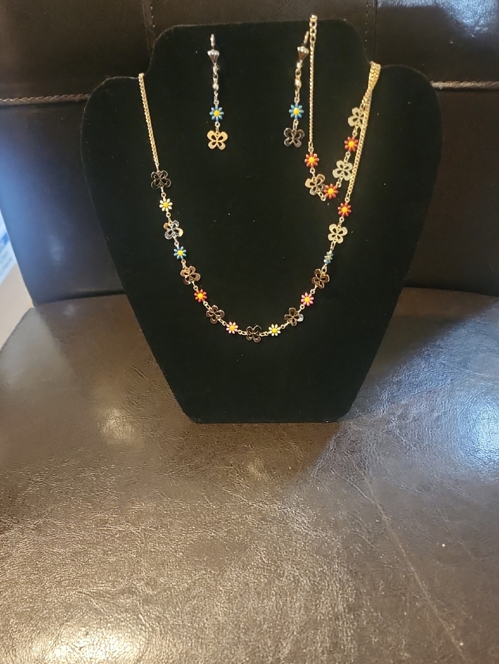 Gold Plated Necklace, Earring and Bracelet set.